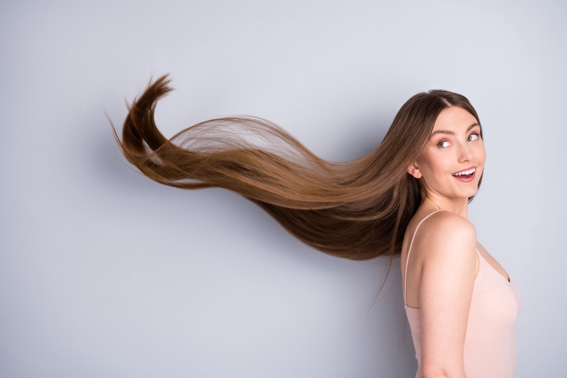 Rituale de Îngrijire cu Eleganță: Cum Produsele L'Alga Redefinesc Standardele Frumuseții Părului